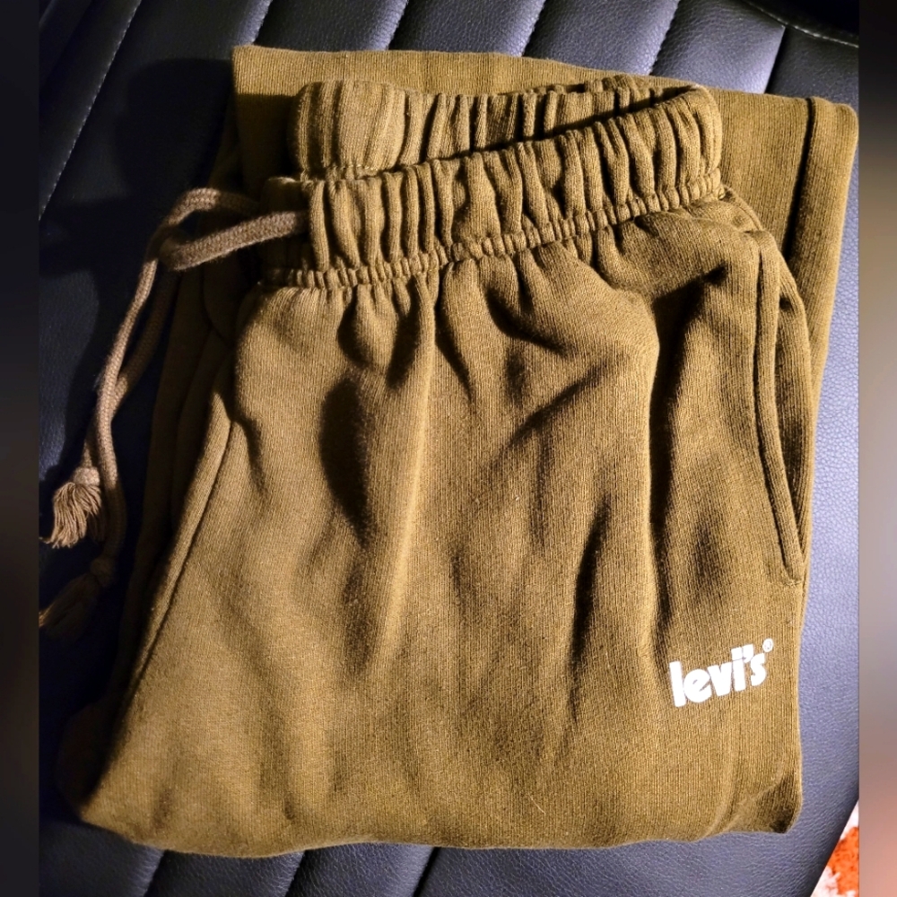 Levi's Highwaisted Jogger
